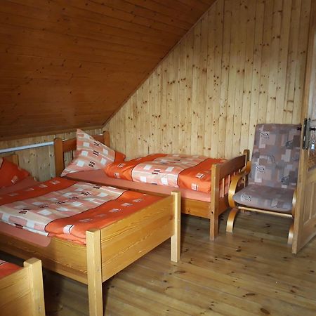Villa Pod Piramida Ługniany Esterno foto