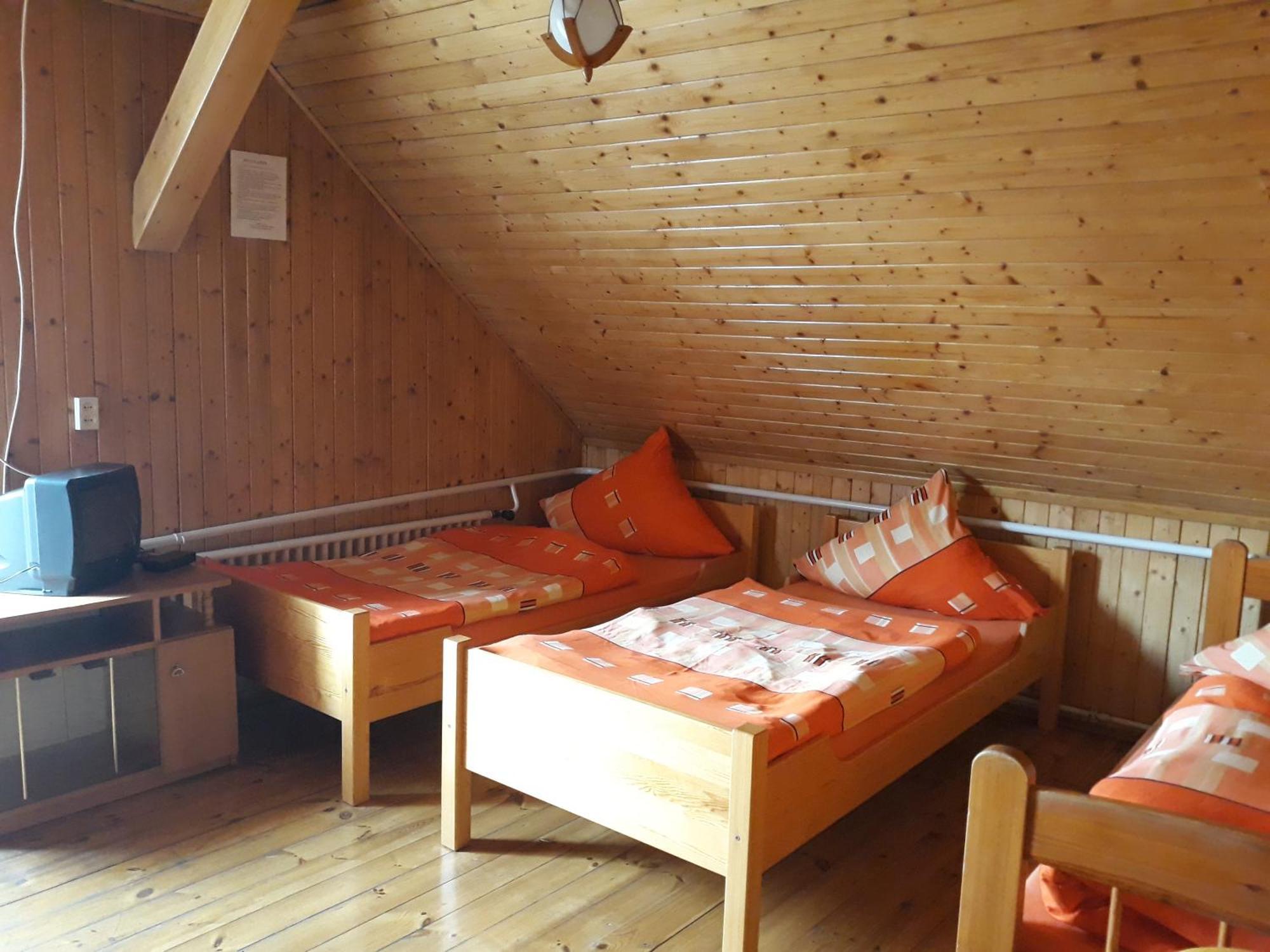 Villa Pod Piramida Ługniany Esterno foto