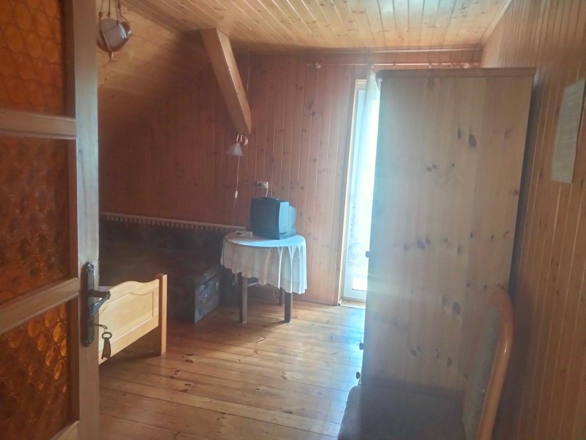 Villa Pod Piramida Ługniany Camera foto